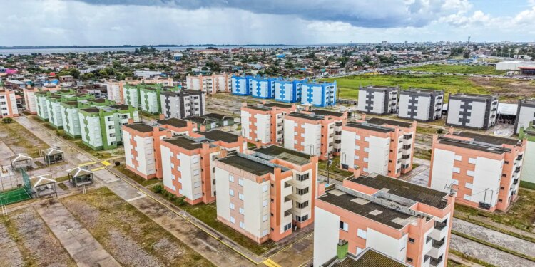 Consórcio vence primeiro leilão de PPP de locação social no país